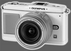 image Olympus 14-42 Pen EP-1 blanc + 14-42 mm 3.5-5.6 silver